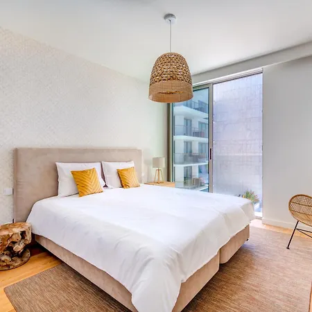 Apartment In The Beautiful Bayline Building - - Pool - Gym - - Pargo By Bedzy