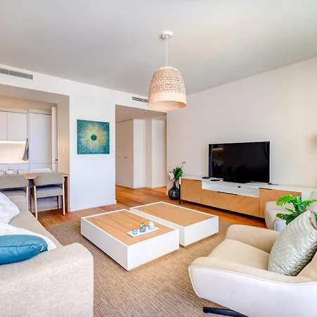 In The Beautiful Bayline Building - - Pool - Gym - - Pargo By Bedzy * Armação de Pêra